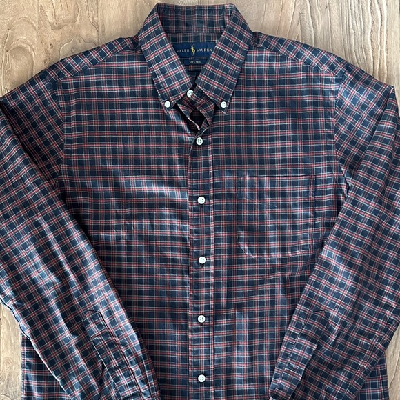 **POLO RALPH LAUREN** 120s twill button down SIZE MEDIUM - Picture 4 of 5